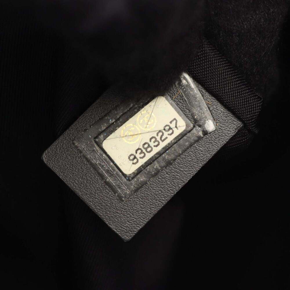 CHANEL Black Leather Tote Bag - Picture 5 of 9